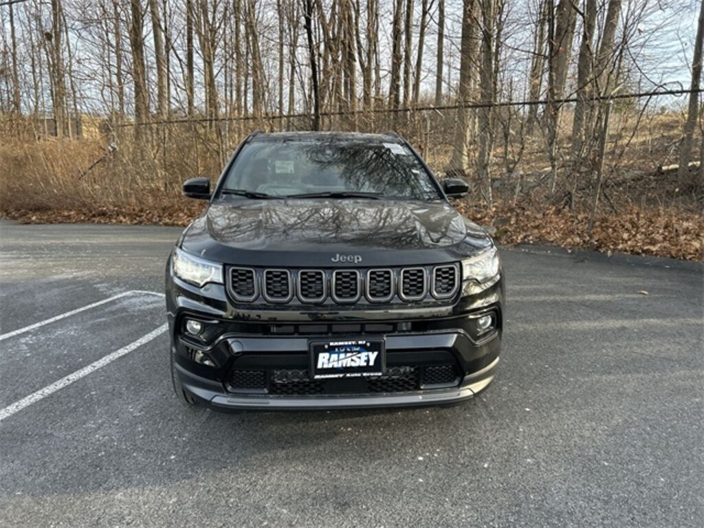 New 2026 Jeep Compass LIMITED ALTITUDE 4X4 Sport Utility