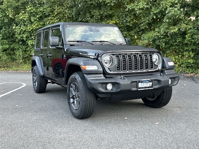 2025 Jeep Wrangler 4-Door Sport S's photo