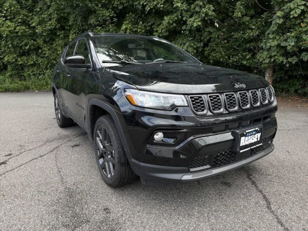 New 2026 Jeep Compass LIMITED ALTITUDE 4X4 Sport Utility