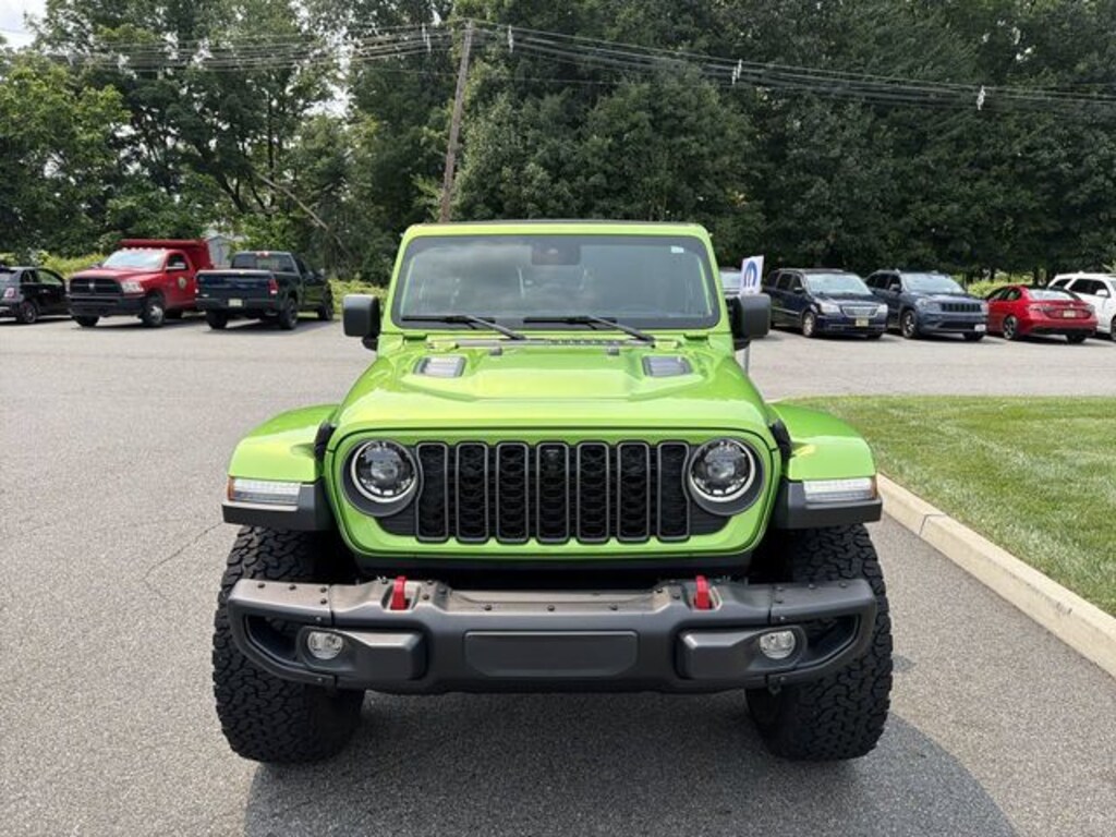 Used 2025 Jeep Wrangler Rubicon SUV