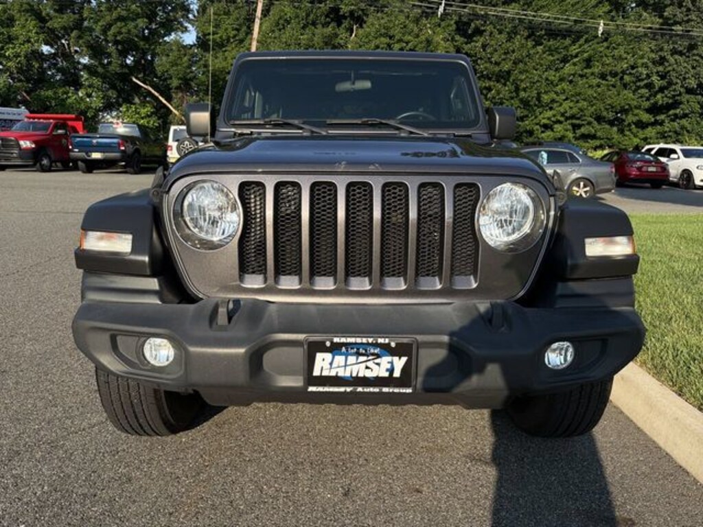 Used 2022 Jeep Wrangler Unlimited Sport SUV