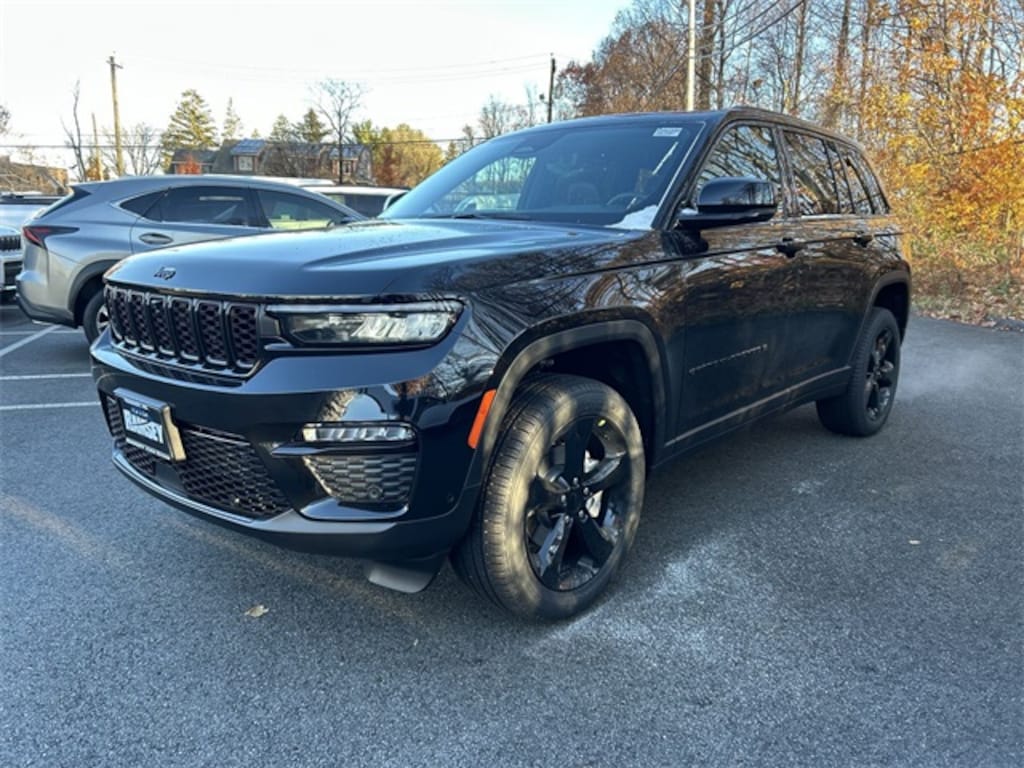 New 2025 Jeep Grand Cherokee LIMITED 4X4 Sport Utility