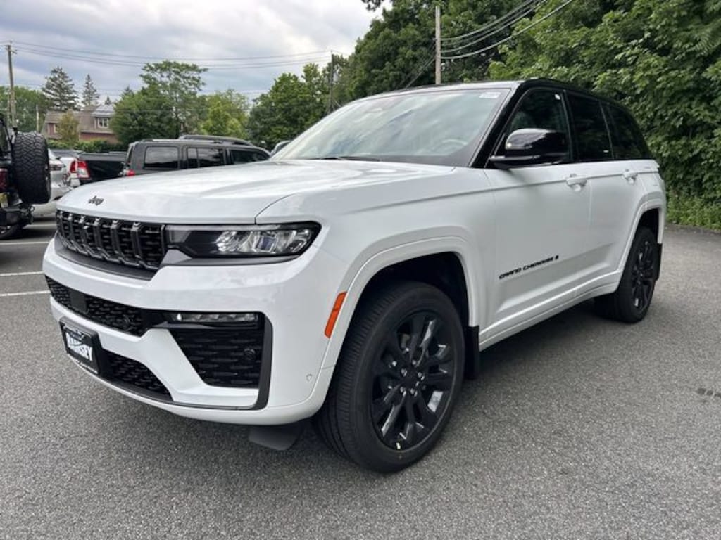 New 2026 Jeep Grand Cherokee LIMITED RESERVE 4X4 Sport Utility