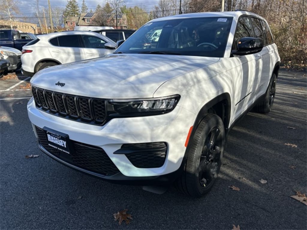 New 2025 Jeep Grand Cherokee ALTITUDE X 4X4 Sport Utility