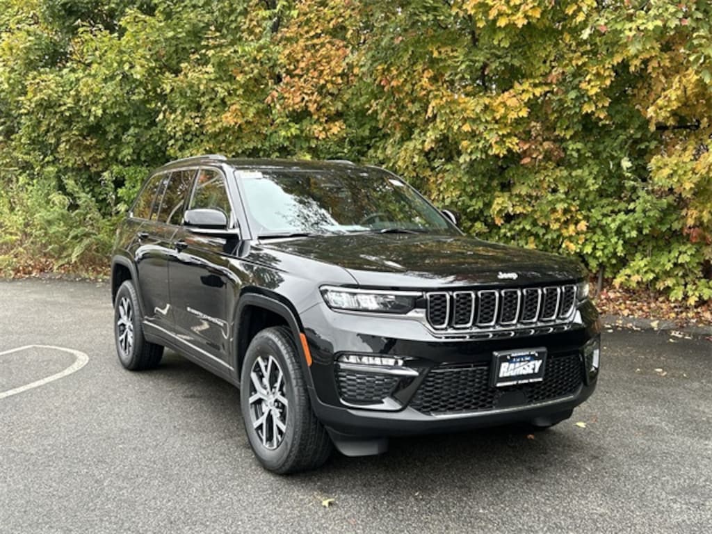 New 2025 Jeep Grand Cherokee LIMITED 4X4 Sport Utility