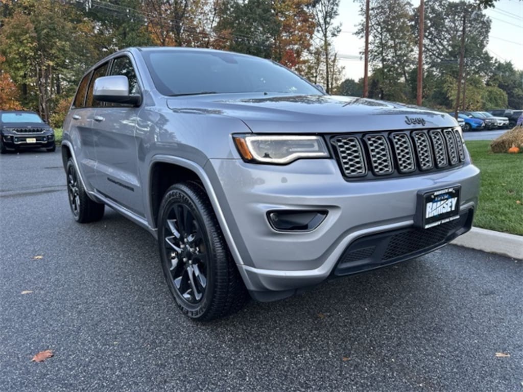 Certified 2020 Jeep Grand Cherokee Laredo SUV