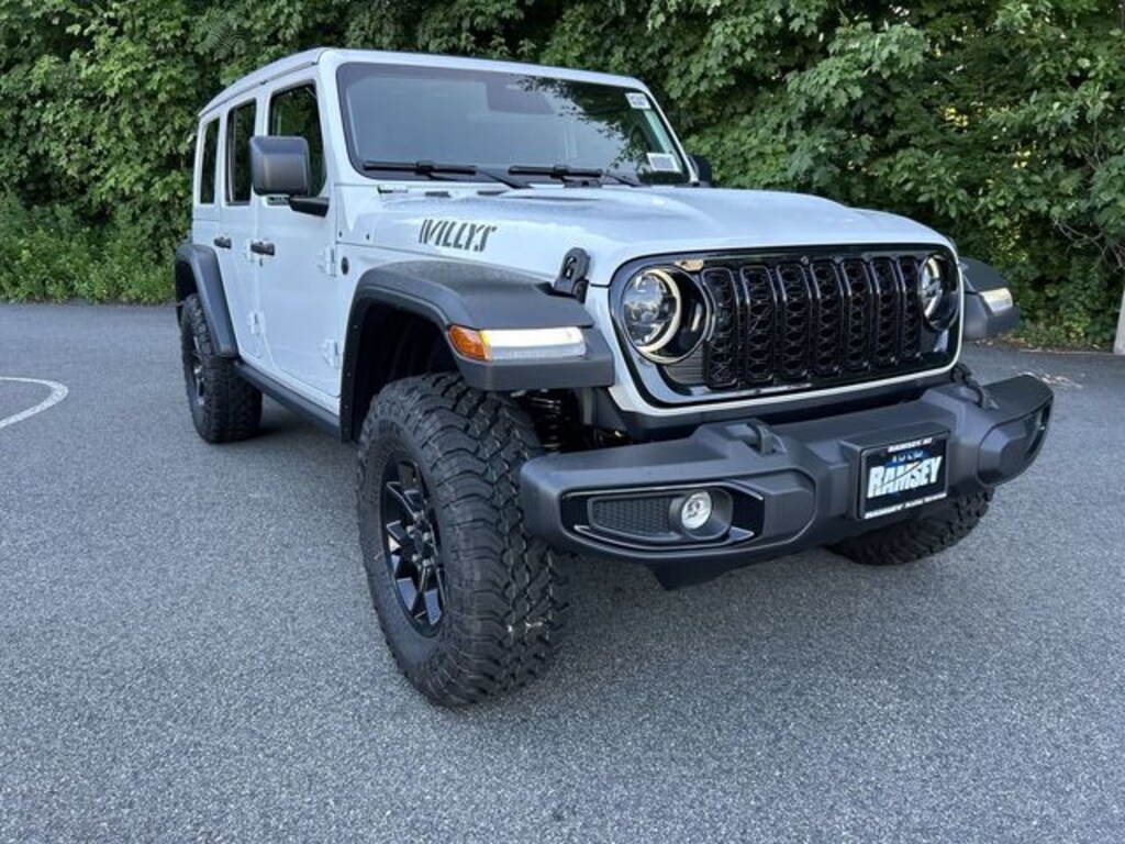 New 2026 Jeep Wrangler 4-DOOR WILLYS Sport Utility