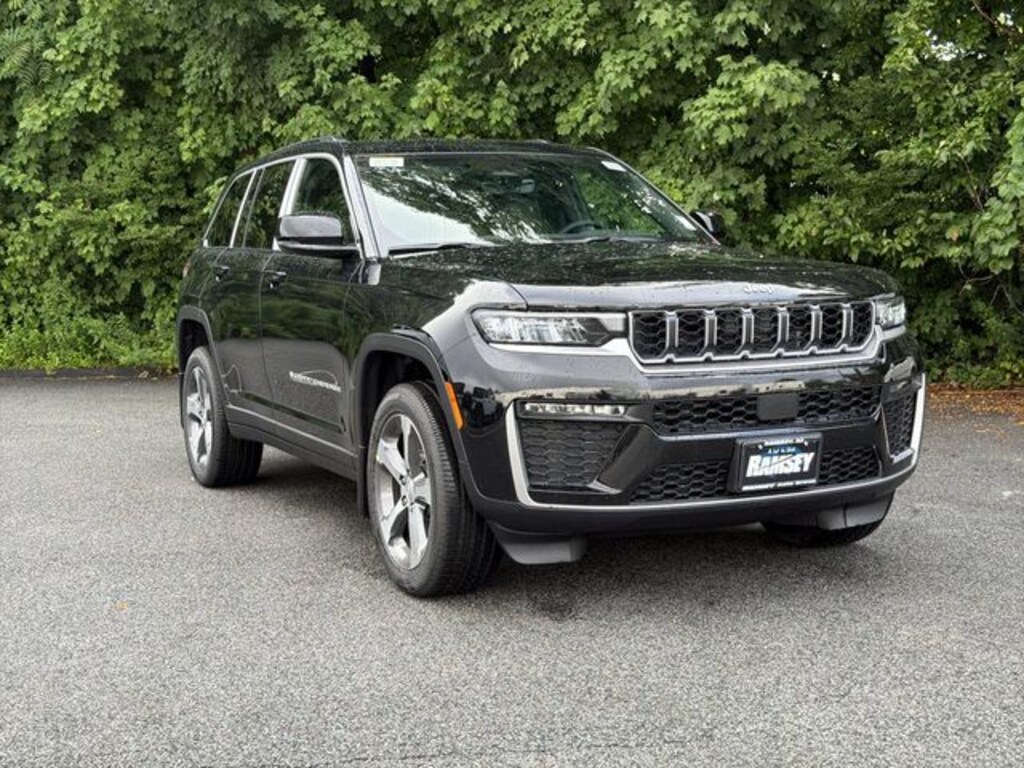 New 2026 Jeep Grand Cherokee LIMITED 4X4 Sport Utility