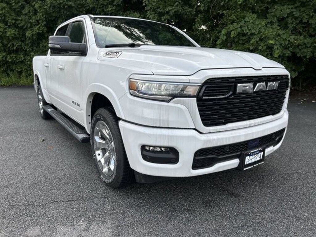New 2026 Ram 1500 BIG HORN CREW CAB 4X4 5'7 BOX Pickup