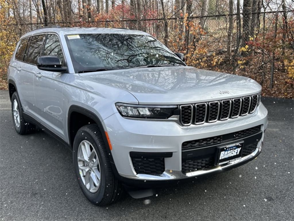New 2025 Jeep Grand Cherokee L L LAREDO X 4X4 Sport Utility