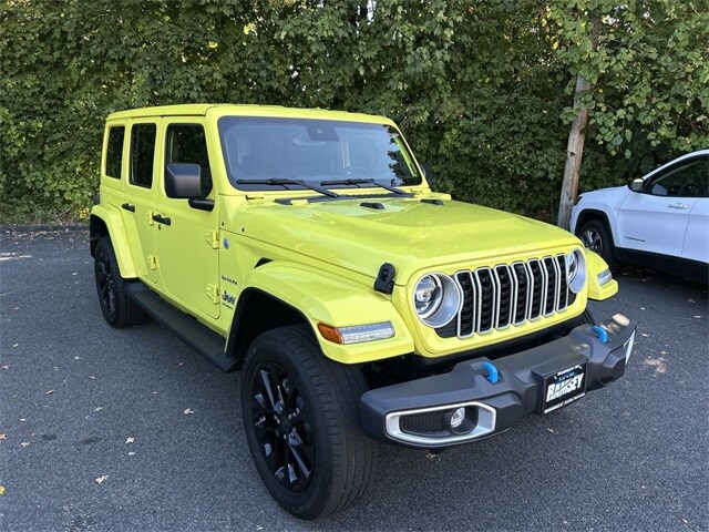 2024 Jeep Wrangler 4xe Sahara photo 2