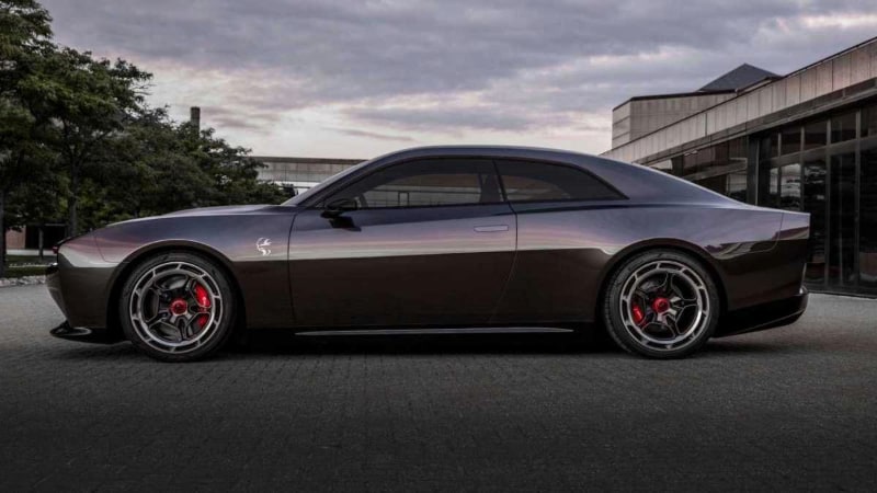 Dodge-Charger-Daytona-SRT-2024-3%20(1).jpg