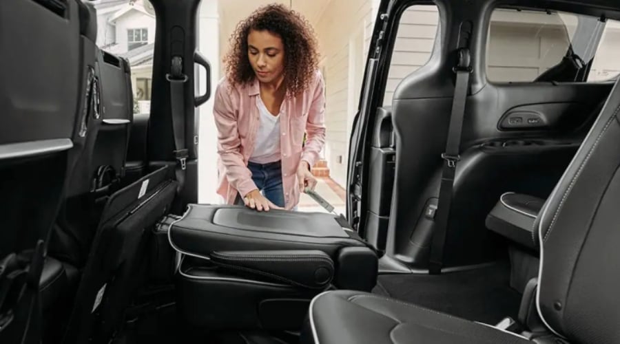 2026 Chrysler Pacifica 100th Anniversary Edition Interior Stow n Go Seatin