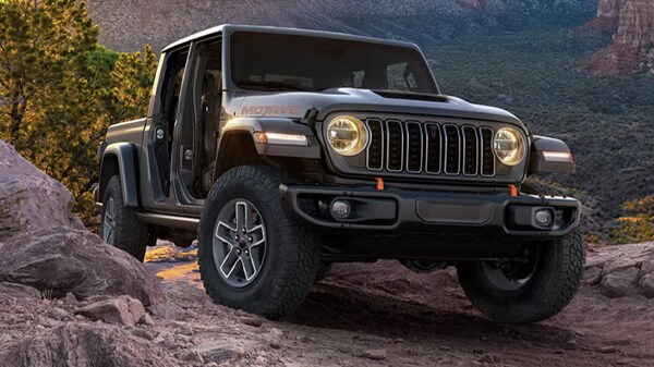 2026 Jeep Gladiator Trail Rated adventure seeking pickup truck in Ramsey NJ