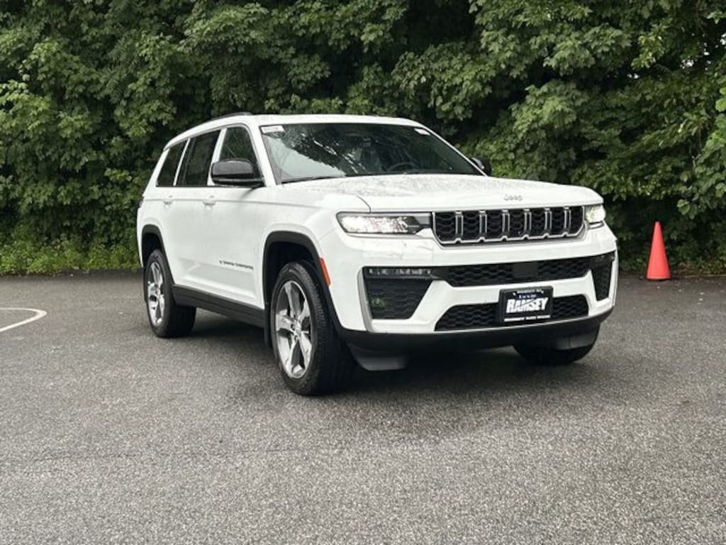 New 2026 Jeep Grand Cherokee L LIMITED 4X4 Sport Utility