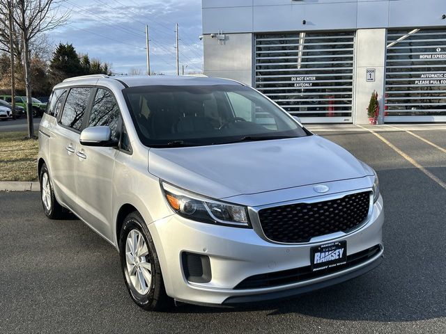 2017 Kia Sedona LX