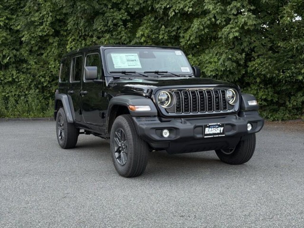 New 2026 Jeep Wrangler 4-DOOR SPORT S Sport Utility