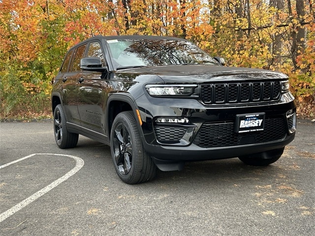 2025 Jeep Grand Cherokee Limited's photo