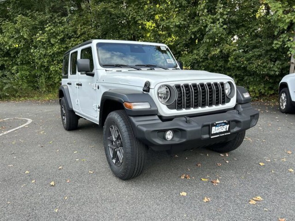 New 2025 Jeep Wrangler 4-DOOR SPORT S Sport Utility