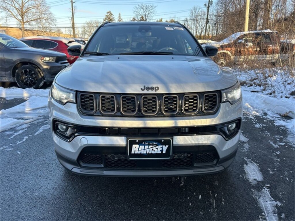 New 2026 Jeep Compass LIMITED ALTITUDE 4X4 Sport Utility