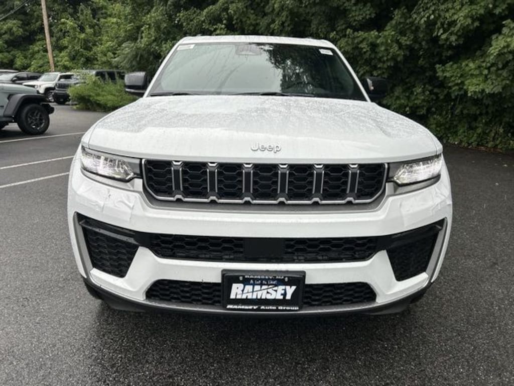 New 2026 Jeep Grand Cherokee L LIMITED 4X4 Sport Utility