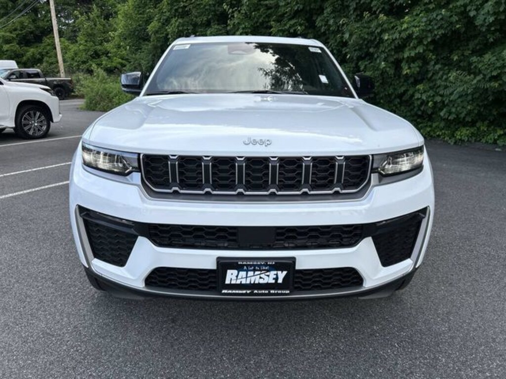 New 2026 Jeep Grand Cherokee L LIMITED 4X4 Sport Utility