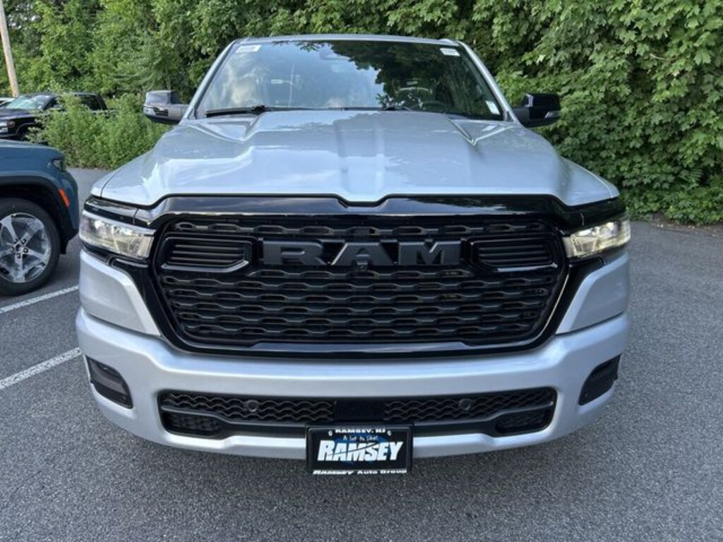 New 2026 Ram 1500 BIG HORN CREW CAB 4X4 5'7 BOX Pickup
