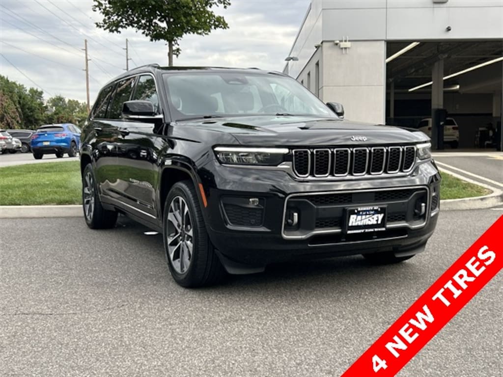 Certified 2022 Jeep New Grand Cherokee Overland SUV