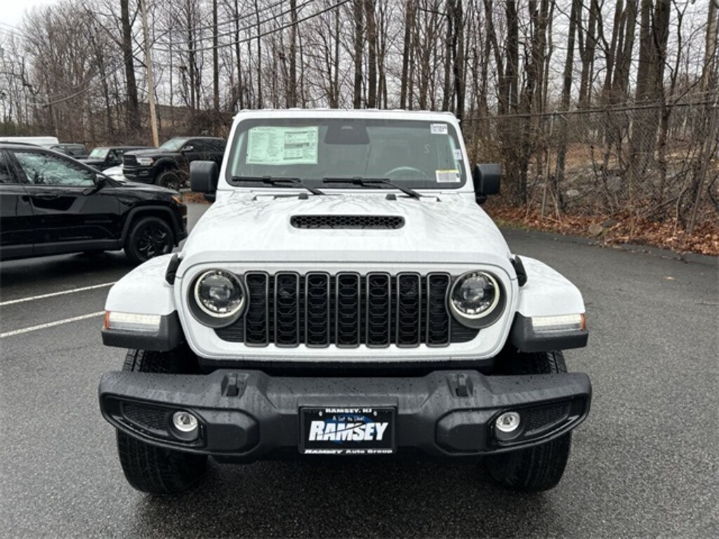 New 2026 Jeep Gladiator SPORT S 4X4 Pickup