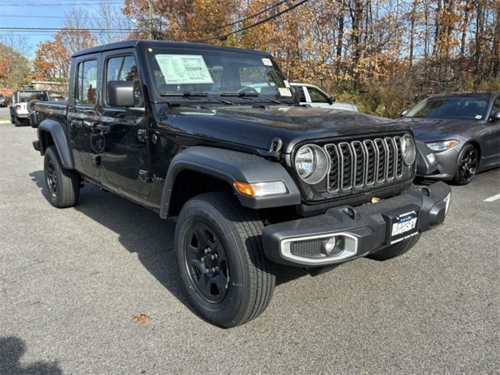 New 2026 Jeep Gladiator SPORT 4X4 Pickup