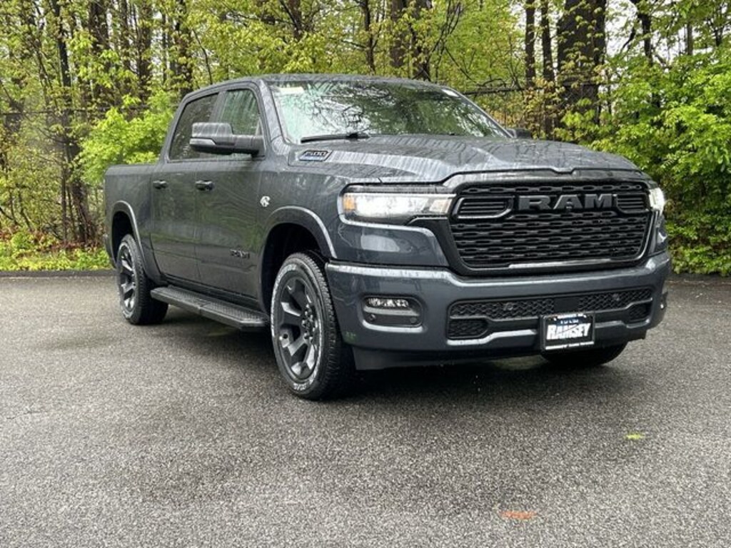 New 2026 Ram 1500 BIG HORN CREW CAB 4X4 5'7 BOX Pickup
