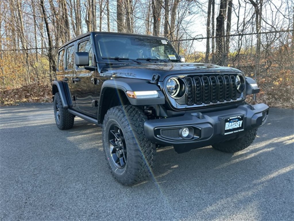 New 2026 Jeep Wrangler 4-DOOR WILLYS Sport Utility