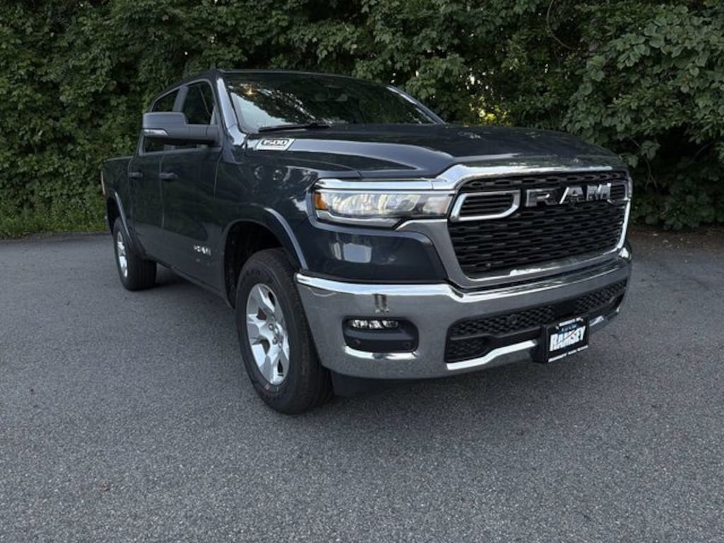 New 2026 Ram 1500 BIG HORN CREW CAB 4X4 5'7 BOX Pickup