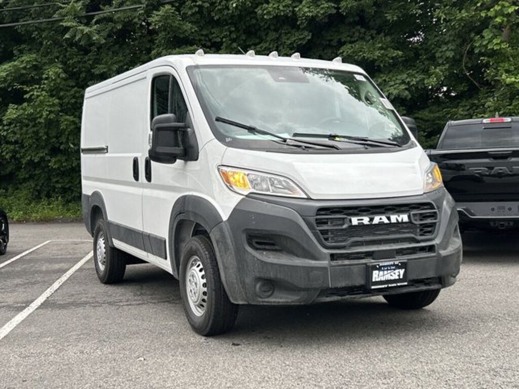 New 2026 Ram Promaster 1500 PROMASTER 1500 TRADESMAN CARGO VAN LOW ROOF 118' W Cargo Van
