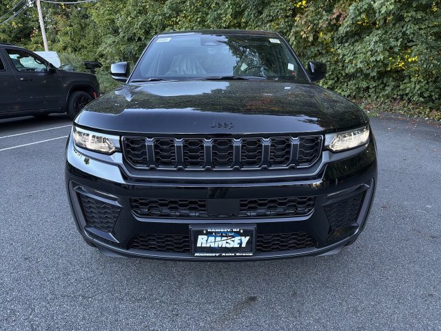 New 2027 Jeep Grand Cherokee LIMITED 4X4 Sport Utility