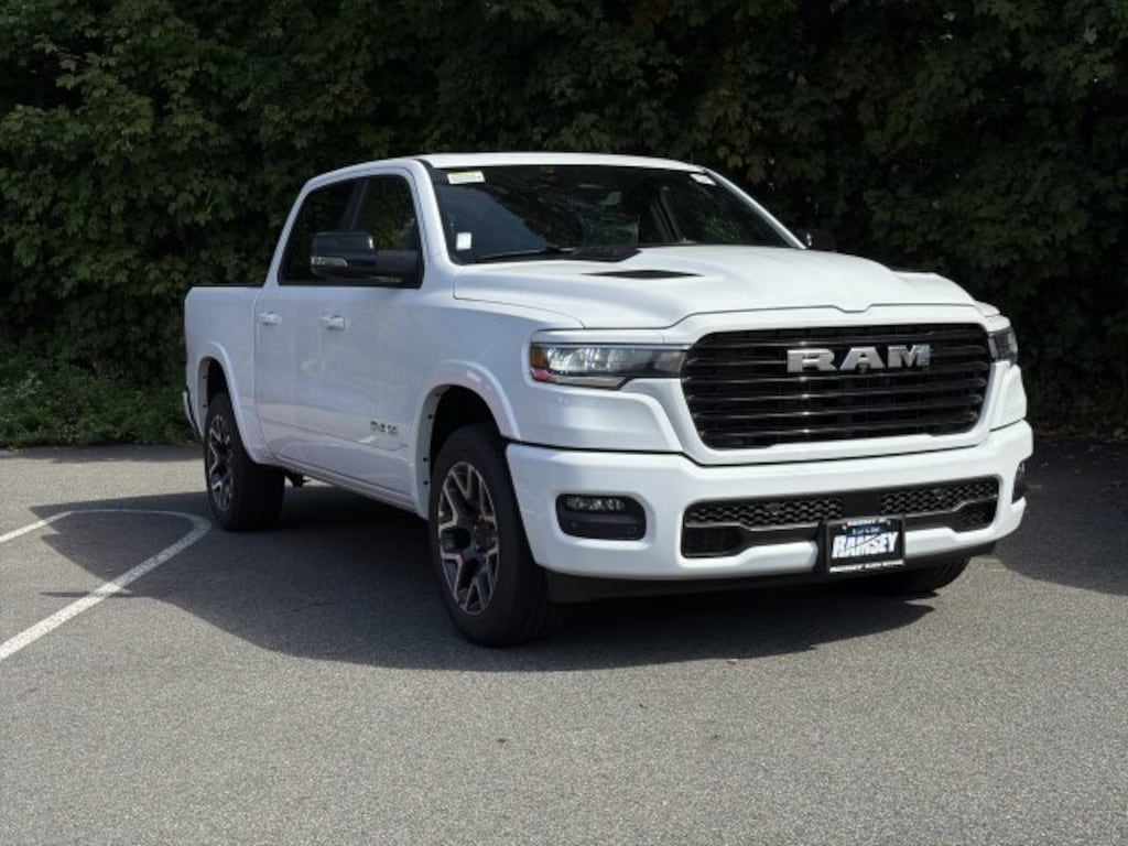 New 2027 Ram 1500 LARAMIE CREW CAB 4X4 5'7 BOX Pickup