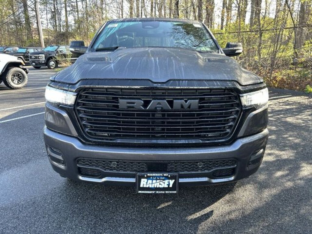 New 2026 Ram 1500 LARAMIE CREW CAB 4X4 5'7 BOX Pickup