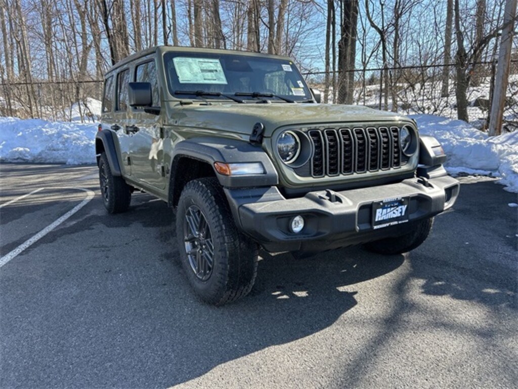 New 2026 Jeep Wrangler 4-DOOR SPORT S Sport Utility