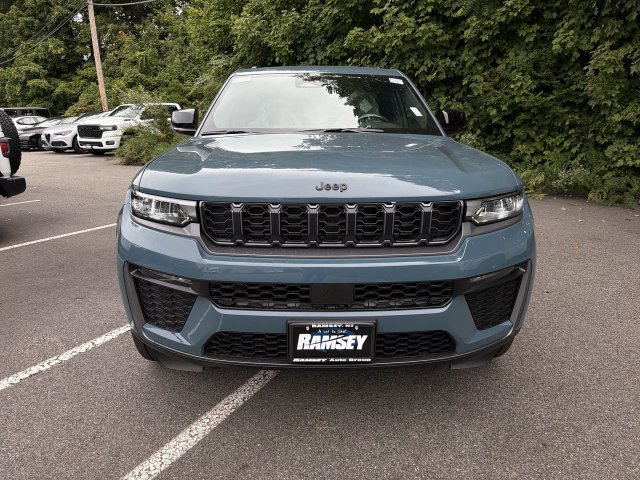 New 2027 Jeep Grand Cherokee LIMITED 4X4 Sport Utility