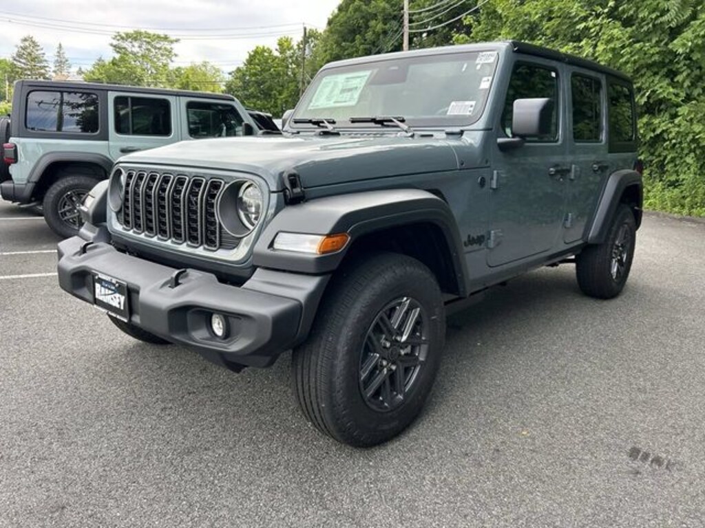 New 2026 Jeep Wrangler 4-DOOR SPORT S Sport Utility