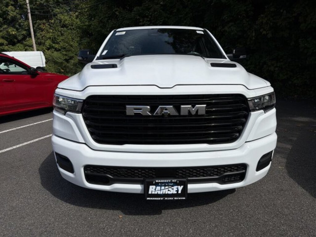 New 2027 Ram 1500 LARAMIE CREW CAB 4X4 5'7 BOX Pickup