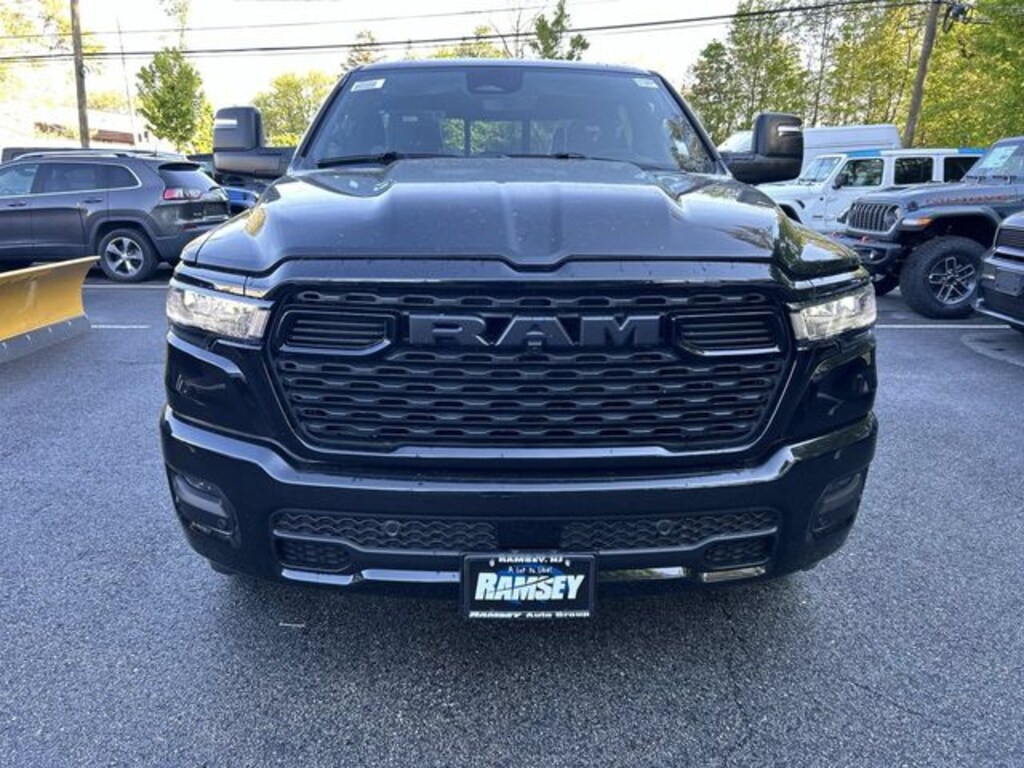 New 2026 Ram 1500 BIG HORN CREW CAB 4X4 5'7 BOX Pickup