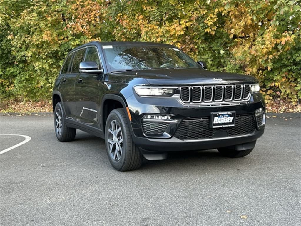 New 2025 Jeep Grand Cherokee LIMITED 4X4 Sport Utility