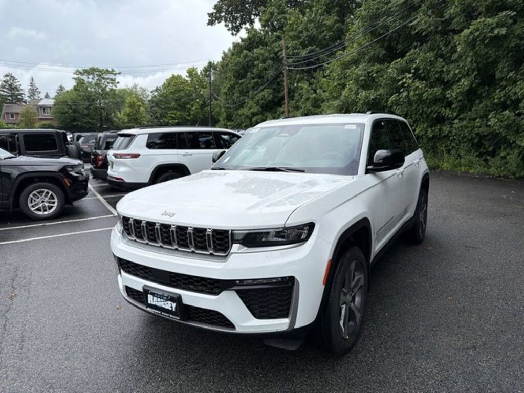 New 2026 Jeep Grand Cherokee LIMITED 4X4 Sport Utility