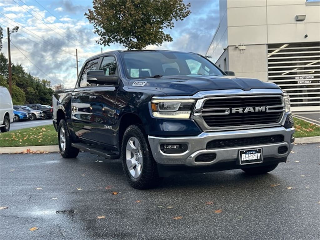Certified 2019 Ram 1500 Big Horn/Lone Star Truck Crew Cab