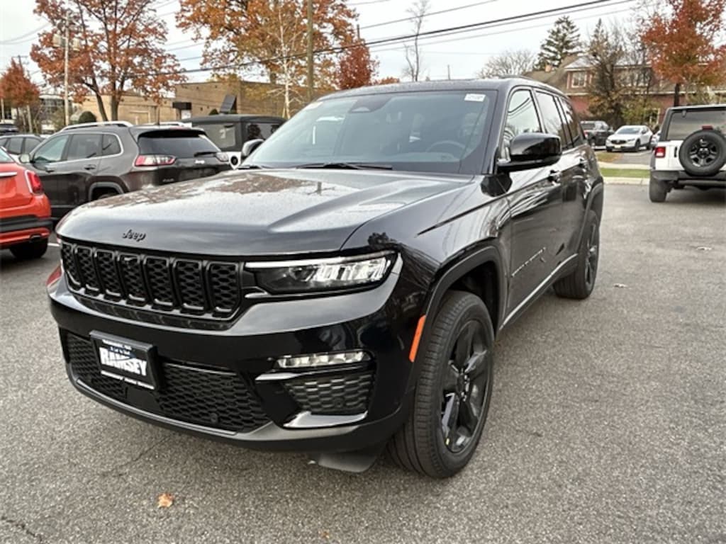 New 2025 Jeep Grand Cherokee LIMITED 4X4 Sport Utility
