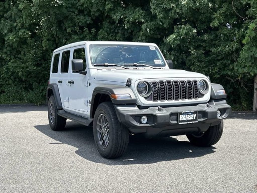 New 2026 Jeep Wrangler 4-DOOR SPORT S Sport Utility