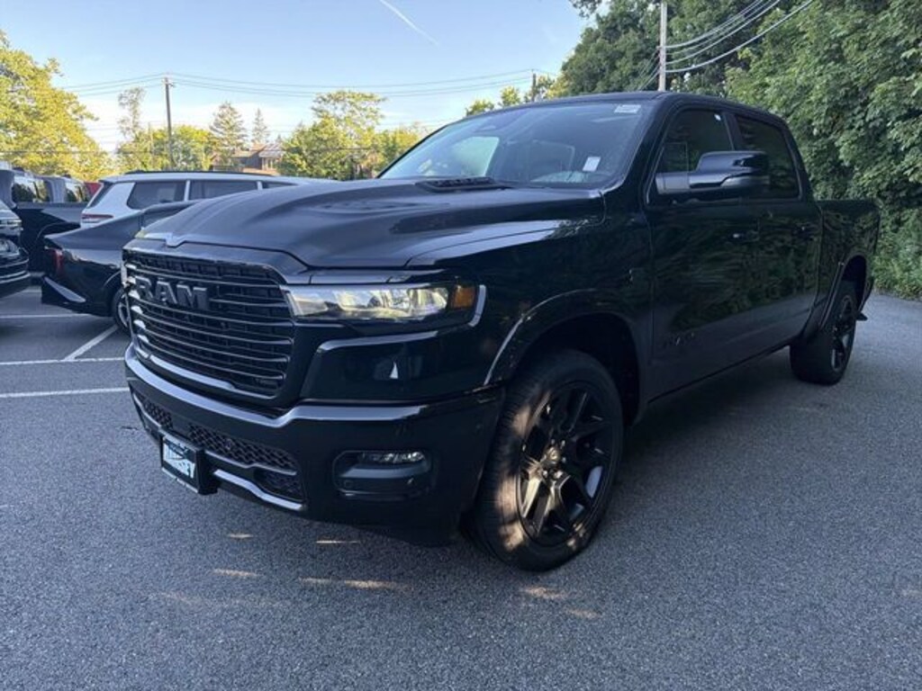 New 2027 Ram 1500 LARAMIE CREW CAB 4X4 5'7 BOX Pickup