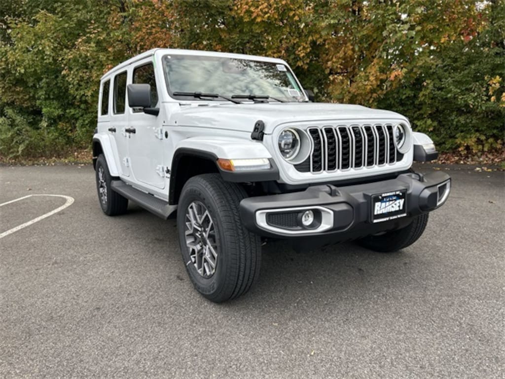 New 2026 Jeep Wrangler 4-DOOR SAHARA Sport Utility