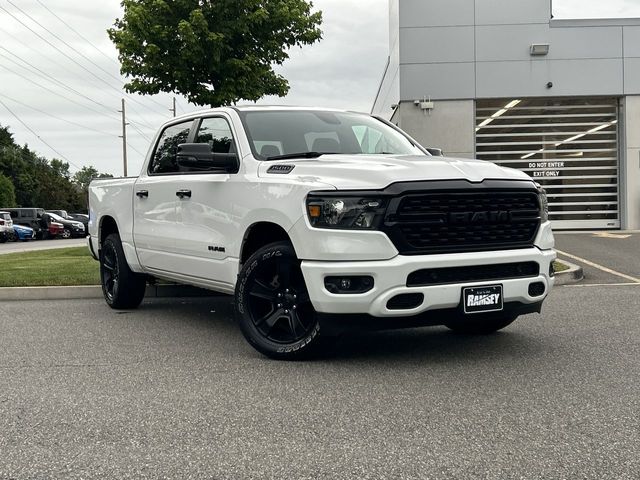 2023 RAM 1500 Big Horn/Lone Star 4x4 Crew Cab 5'7's photo